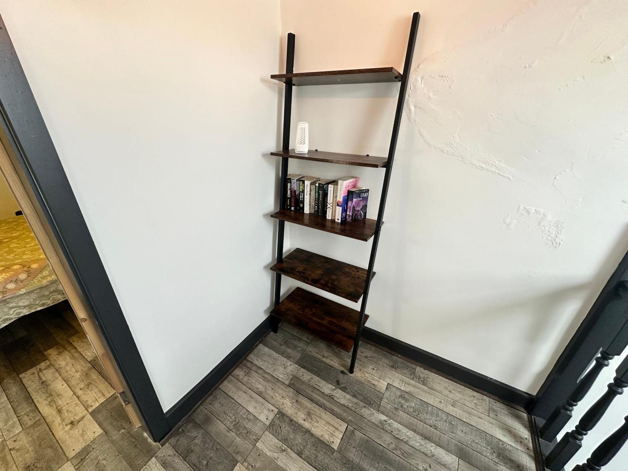 Town Center Willow Apartment - Sleeps Up To 10 - Dogs Welcome - 2 Minutes From Train Station Blackpool Eksteriør billede
